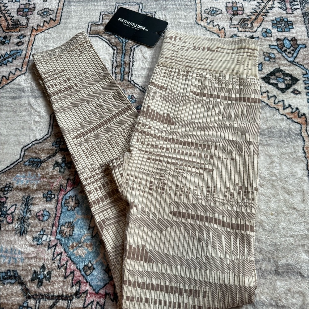PrettyLittleThing Oatmeal Seamless Rib Leggings Large